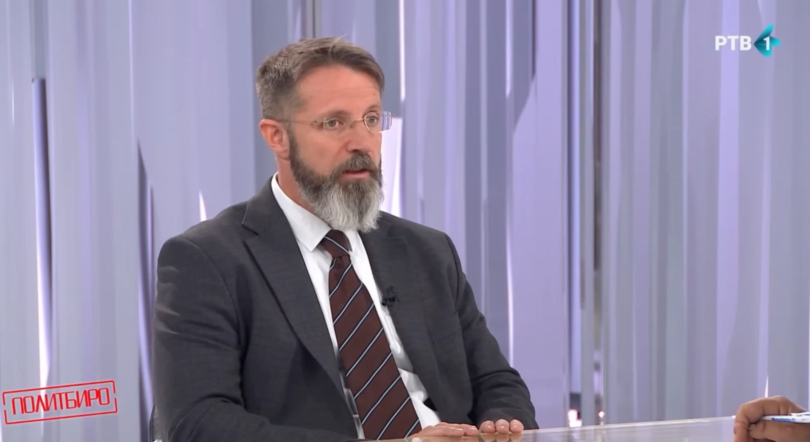 Ристивојевић: Не требају нам консултације са Вучићем него избори (видео)